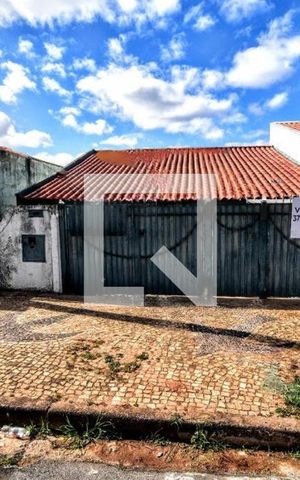Casa à venda com 79m², 5 quartos e 2 vagas