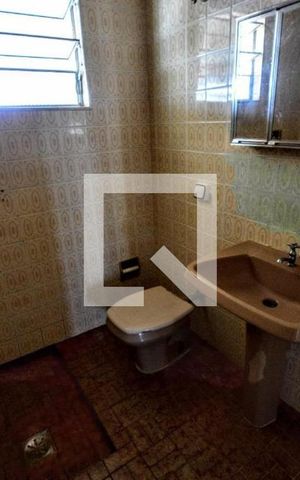 Casa à venda com 79m², 5 quartos e 2 vagas