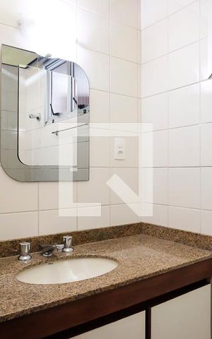 Apartamento para alugar com 90m², 3 quartos e 1 vagaBanheiro 