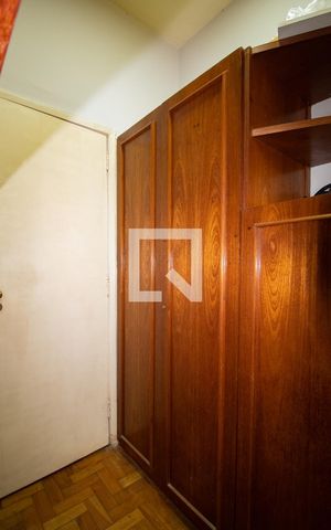 Apartamento à venda com 85m², 2 quartos e 1 vaga Apartamento à venda com 85m², 2 quartos e 1 vagaQuarto de Serviço