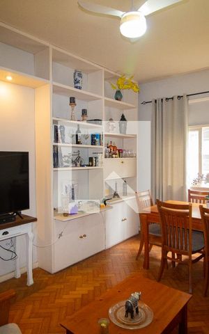 Apartamento à venda com 85m², 2 quartos e 1 vaga Apartamento à venda com 85m², 2 quartos e 1 vagaSala