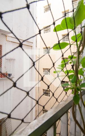 Apartamento à venda com 85m², 2 quartos e 1 vaga Apartamento à venda com 85m², 2 quartos e 1 vagaVista da Área de serviço