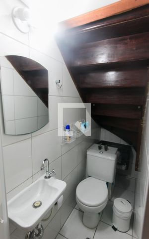 Casa à venda com 80m², 2 quartos e sem vagaLavabo 