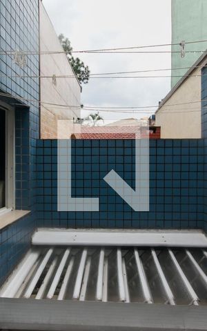 Casa à venda com 80m², 2 quartos e sem vagaQuintal