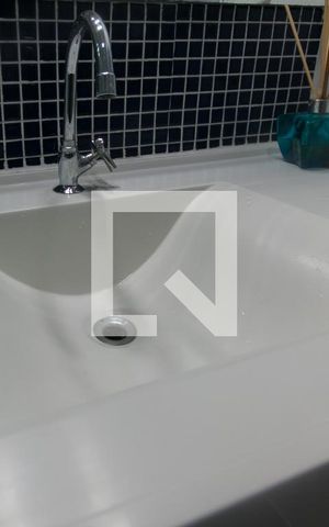 Casa à venda com 80m², 2 quartos e sem vagaBanheiro