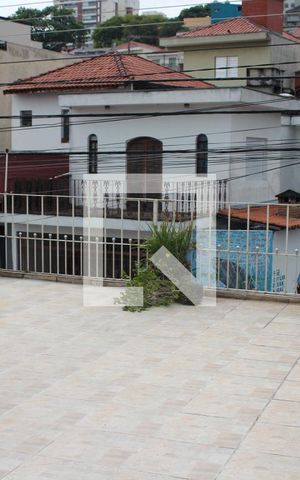 Casa para alugar com 150m², 2 quartos e 2 vagasQuintal