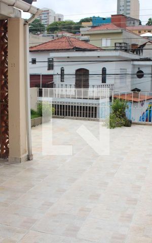 Casa para alugar com 150m², 2 quartos e 2 vagasQuintal