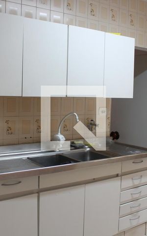 Casa para alugar com 150m², 2 quartos e 2 vagasCozinha