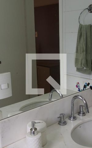 Apartamento à venda com 124m², 3 quartos e 2 vagasBanheiro da Suíte 1