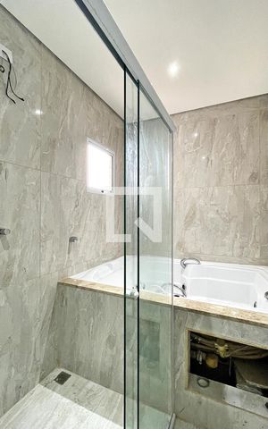 Casa para alugar com 333m², 3 quartos e 6 vagasBanheiro da Suíte 3