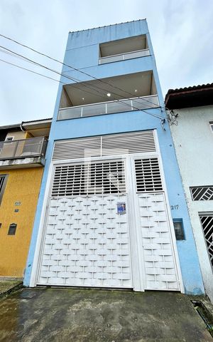 Casa para alugar com 333m², 3 quartos e 6 vagasFachada