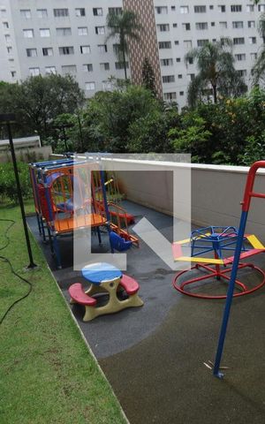 Apartamento para alugar com 50m², 2 quartos e 1 vagaÁrea comum - Playground