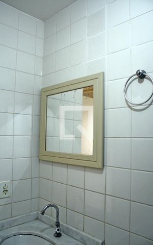 Apartamento para alugar com 44m², 2 quartos e 1 vagaBanheiro Social