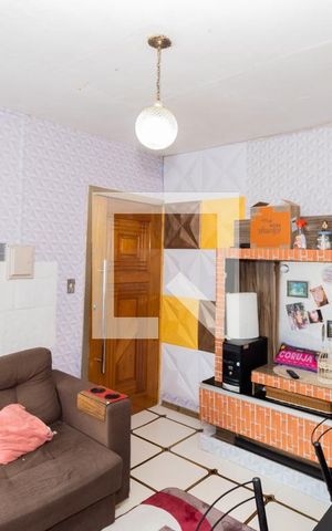 Apartamento à venda com 44m², 2 quartos e sem vaga Apartamento à venda com 44m², 2 quartos e sem vagaSala