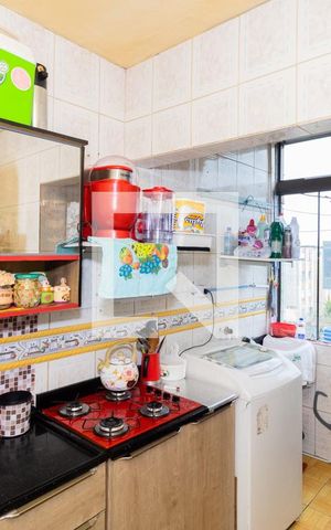 Apartamento à venda com 44m², 2 quartos e sem vaga Apartamento à venda com 44m², 2 quartos e sem vagaCozinha e Área de Serviço