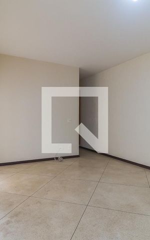 Casa para alugar com 327m², 3 quartos e 2 vagas Casa para alugar com 327m², 3 quartos e 2 vagasSala de Jantar