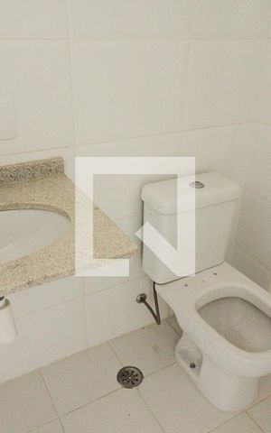 Apartamento à venda com 66m², 3 quartos e 2 vagasBanheiro Social