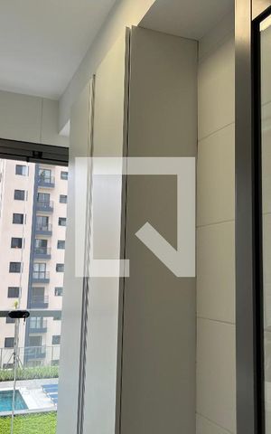 Apartamento à venda com 78m², 3 quartos e 1 vagaÁrea de Serviço