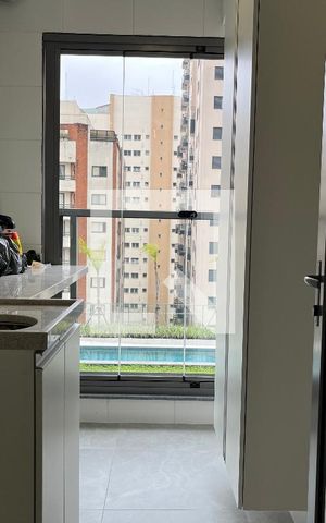 Apartamento à venda com 78m², 3 quartos e 1 vagaÁrea de Serviço