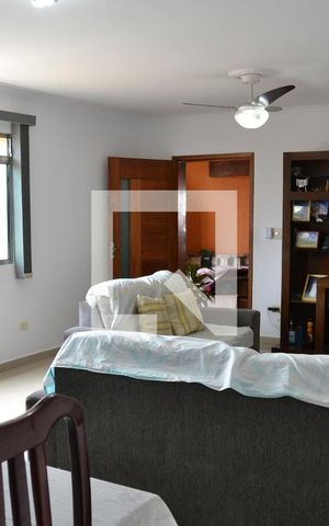 Casa à venda com 180m², 4 quartos e 1 vagaSala casa 1