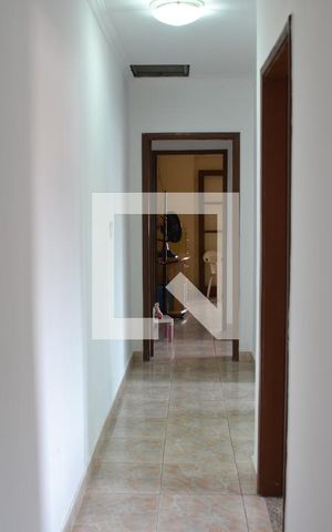 Casa à venda com 180m², 4 quartos e 1 vagaCorredor