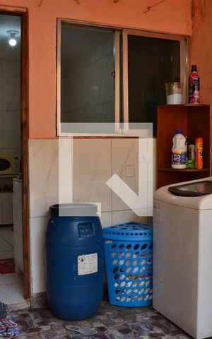 Casa à venda com 180m², 4 quartos e 1 vagaArea de serviço casa 2
