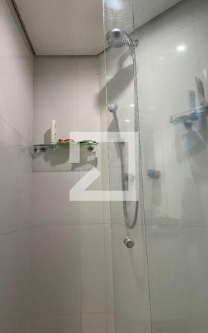 Apartamento à venda com 100m², 2 quartos e 2 vagas Apartamento à venda com 100m², 2 quartos e 2 vagasBanheiro da Suíte
