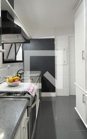 Apartamento à venda com 100m², 2 quartos e 2 vagas Apartamento à venda com 100m², 2 quartos e 2 vagasCozinha