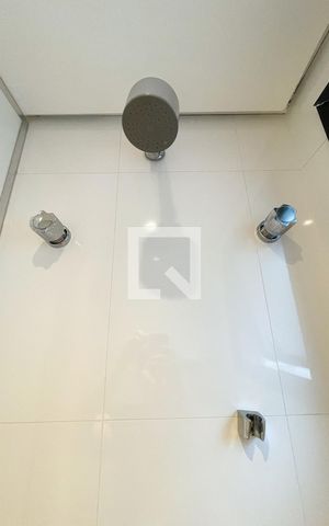 Apartamento à venda com 100m², 2 quartos e 2 vagas Apartamento à venda com 100m², 2 quartos e 2 vagasBanheiro