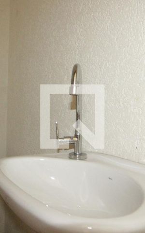 Casa de condomínio para alugar com 70m², 3 quartos e 1 vagaLavabo