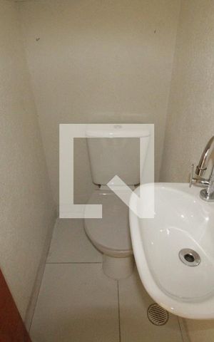 Casa de condomínio para alugar com 70m², 3 quartos e 1 vagaLavabo