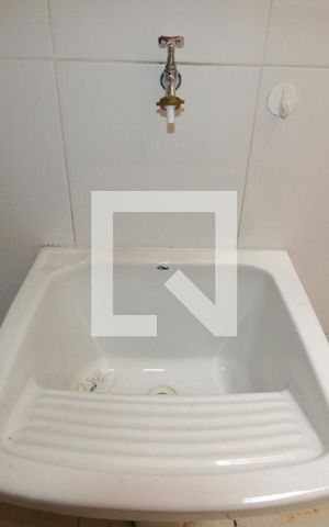 Casa de condomínio para alugar com 70m², 3 quartos e 1 vagaÁrea de Serviço