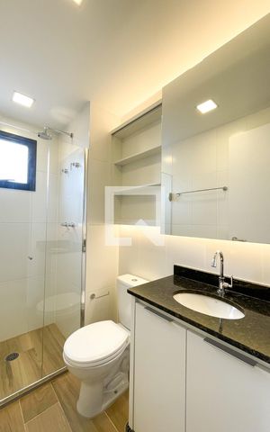 Studio à venda com 26m², 1 quarto e sem vaga Studio à venda com 26m², 1 quarto e sem vagaBanheiro