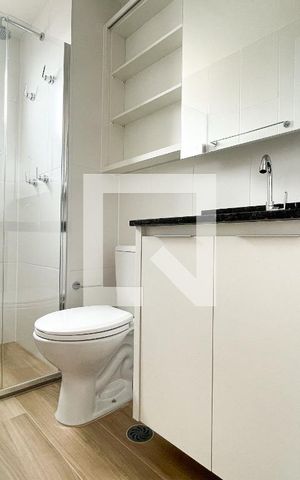 Studio à venda com 26m², 1 quarto e sem vaga Studio à venda com 26m², 1 quarto e sem vagaBanheiro