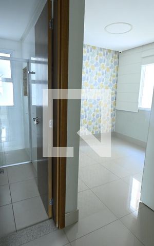 Apartamento à venda com 127m², 3 quartos e 3 vagas Apartamento à venda com 127m², 3 quartos e 3 vagasBanheiro
