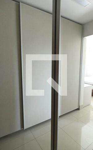 Apartamento à venda com 127m², 3 quartos e 3 vagas Apartamento à venda com 127m², 3 quartos e 3 vagasCloset