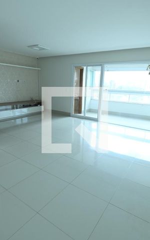 Apartamento à venda com 127m², 3 quartos e 3 vagas Apartamento à venda com 127m², 3 quartos e 3 vagasSala