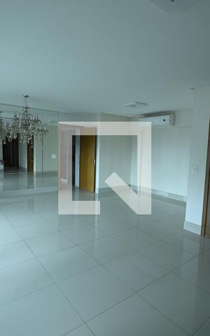 Apartamento à venda com 127m², 3 quartos e 3 vagas Apartamento à venda com 127m², 3 quartos e 3 vagasSala