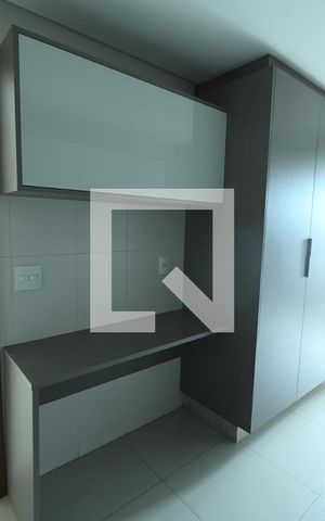 Apartamento à venda com 127m², 3 quartos e 3 vagas Apartamento à venda com 127m², 3 quartos e 3 vagasCozinha