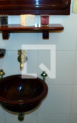 Apartamento à venda com 109m², 2 quartos e sem vagaLavabo