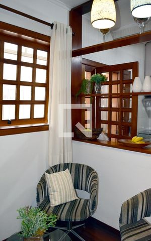 Apartamento à venda com 109m², 2 quartos e sem vagaSala