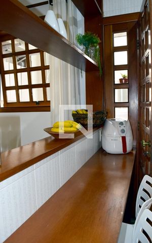 Apartamento à venda com 109m², 2 quartos e sem vagaCozinha - detalhe balcão