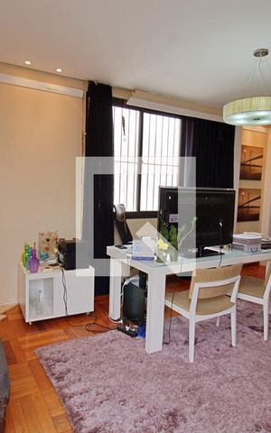 Apartamento à venda com 490m², 4 quartos e 5 vagas Apartamento à venda com 490m², 4 quartos e 5 vagasSala