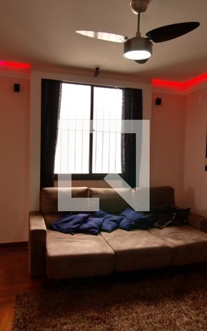 Apartamento à venda com 490m², 4 quartos e 5 vagas Apartamento à venda com 490m², 4 quartos e 5 vagasSala de TV