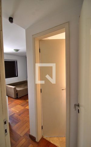 Apartamento à venda com 490m², 4 quartos e 5 vagas Apartamento à venda com 490m², 4 quartos e 5 vagasSuíte 1