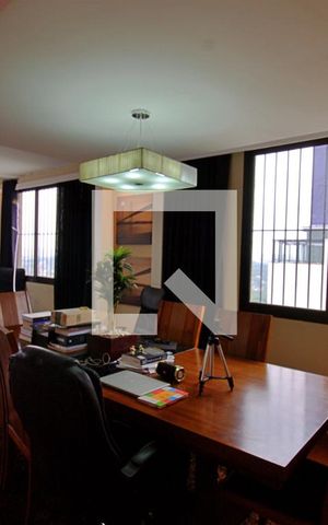 Apartamento à venda com 490m², 4 quartos e 5 vagas Apartamento à venda com 490m², 4 quartos e 5 vagasSala de Jantar