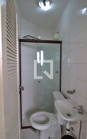 Apartamento à venda com 490m², 4 quartos e 5 vagas Apartamento à venda com 490m², 4 quartos e 5 vagasBanheiro de serviço