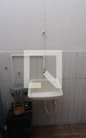 Casa de condomínio para alugar com 75m², 2 quartos e 2 vagasÁrea de Serviço