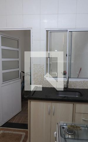 Casa de condomínio para alugar com 75m², 2 quartos e 2 vagasCozinha