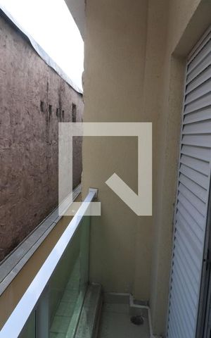 Casa de condomínio para alugar com 75m², 2 quartos e 2 vagasSacada